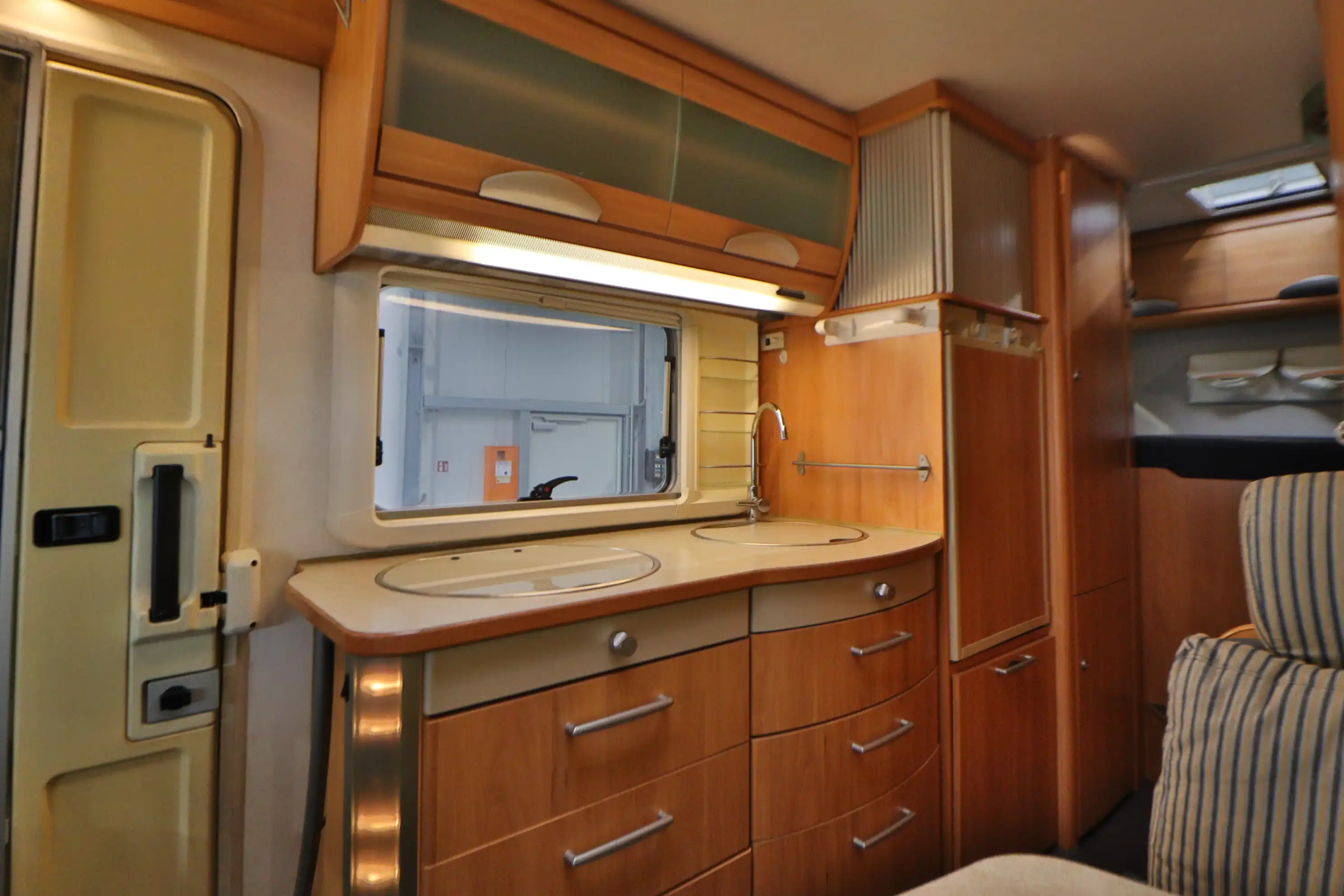 HYMER-ERIBA B 524